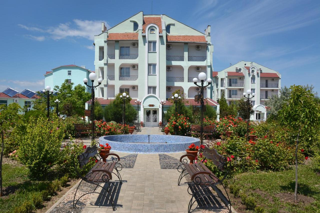 Edem Hotel Zatoka Buitenkant foto
