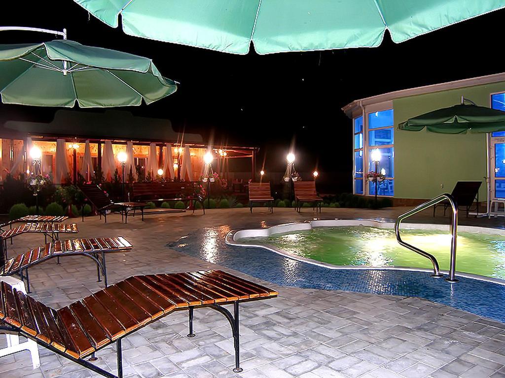 Edem Hotel Zatoka Buitenkant foto